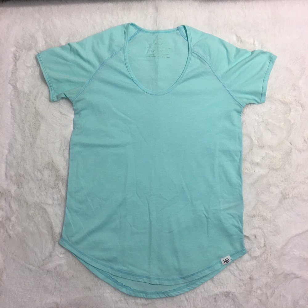 Teal tentree tshirt